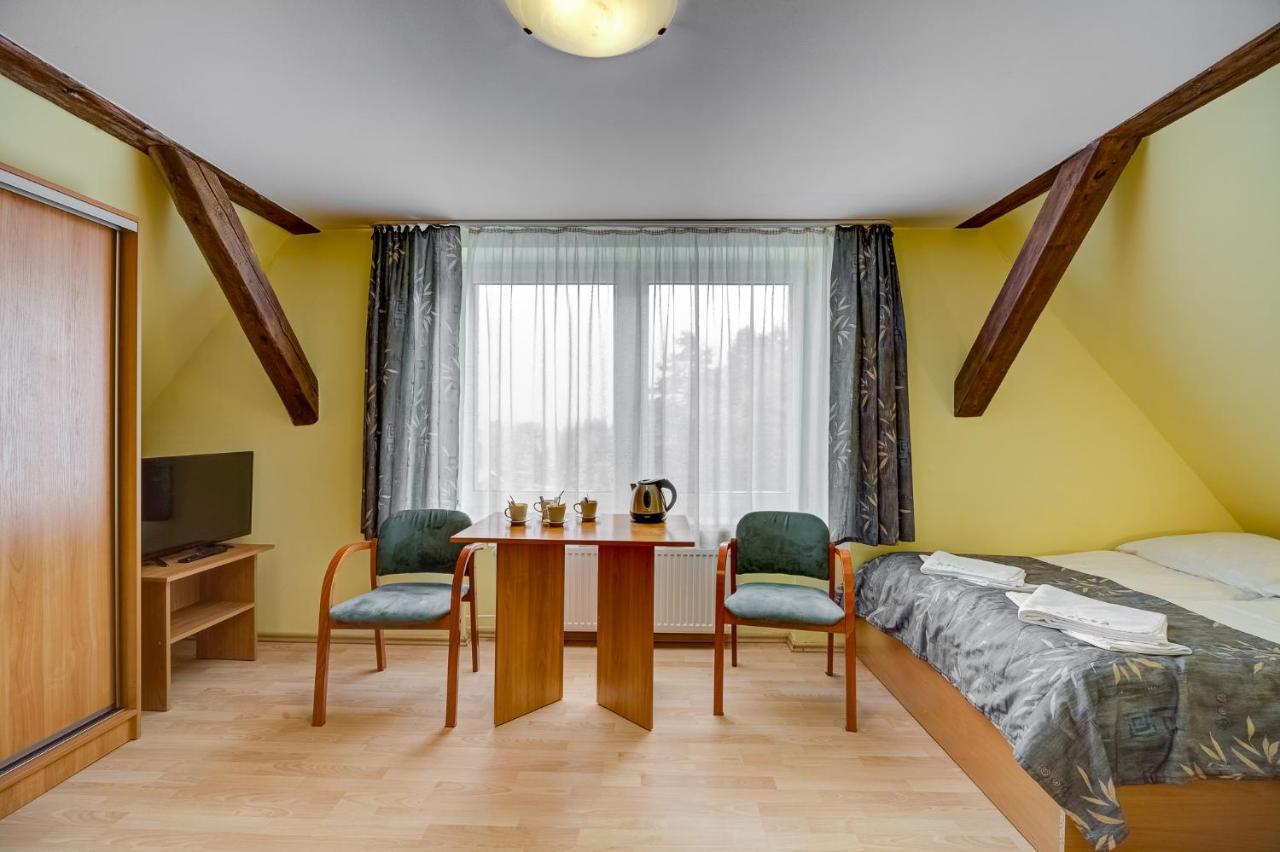 Osrodek Wypoczynkowy Barta Hotel Тилич Екстериор снимка