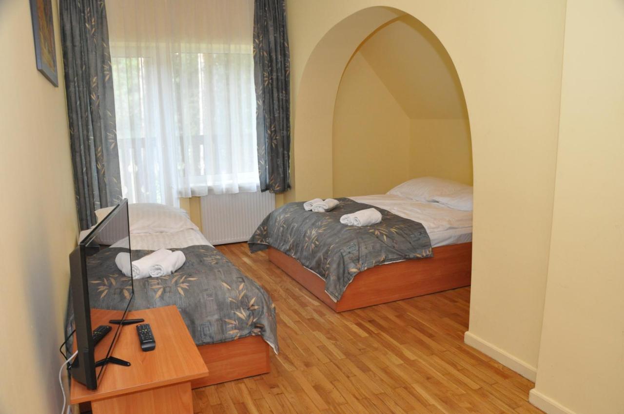 Osrodek Wypoczynkowy Barta Hotel Тилич Екстериор снимка