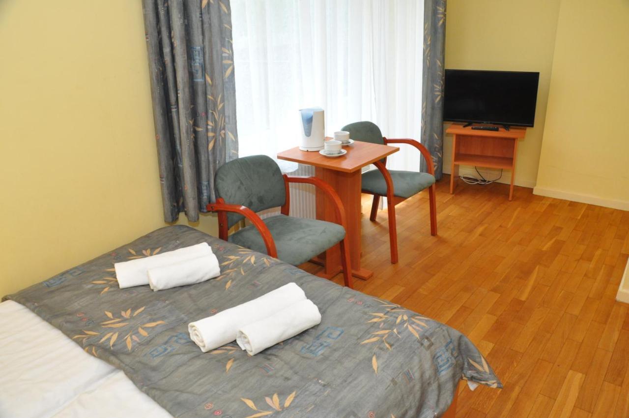 Osrodek Wypoczynkowy Barta Hotel Тилич Екстериор снимка