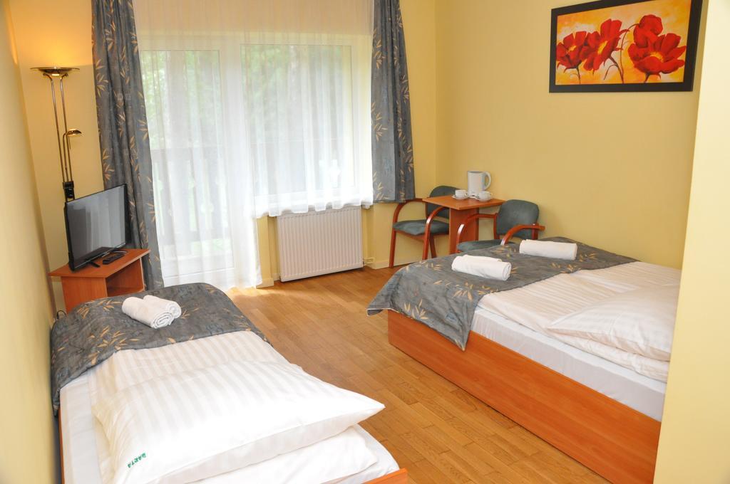 Osrodek Wypoczynkowy Barta Hotel Тилич Екстериор снимка